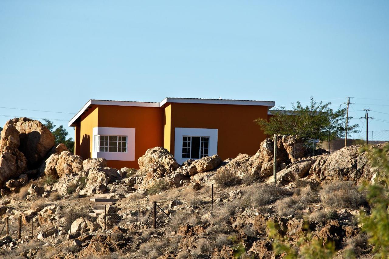 Orange House Self Catering Apartment Aus Exterior foto